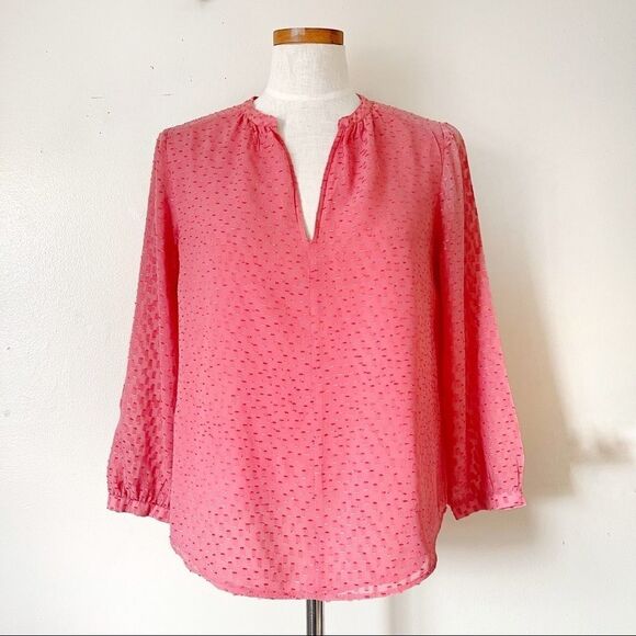 J. Crew Pink Clip Dot Silk textured blouse top Size 8 preowned - Picture 2 of 8